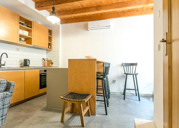 Apartments By The Sea Kastel Stari, Kastela - 21199