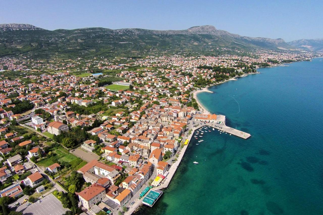 Apartment By The Sea Kastel Stari, - 21199 *