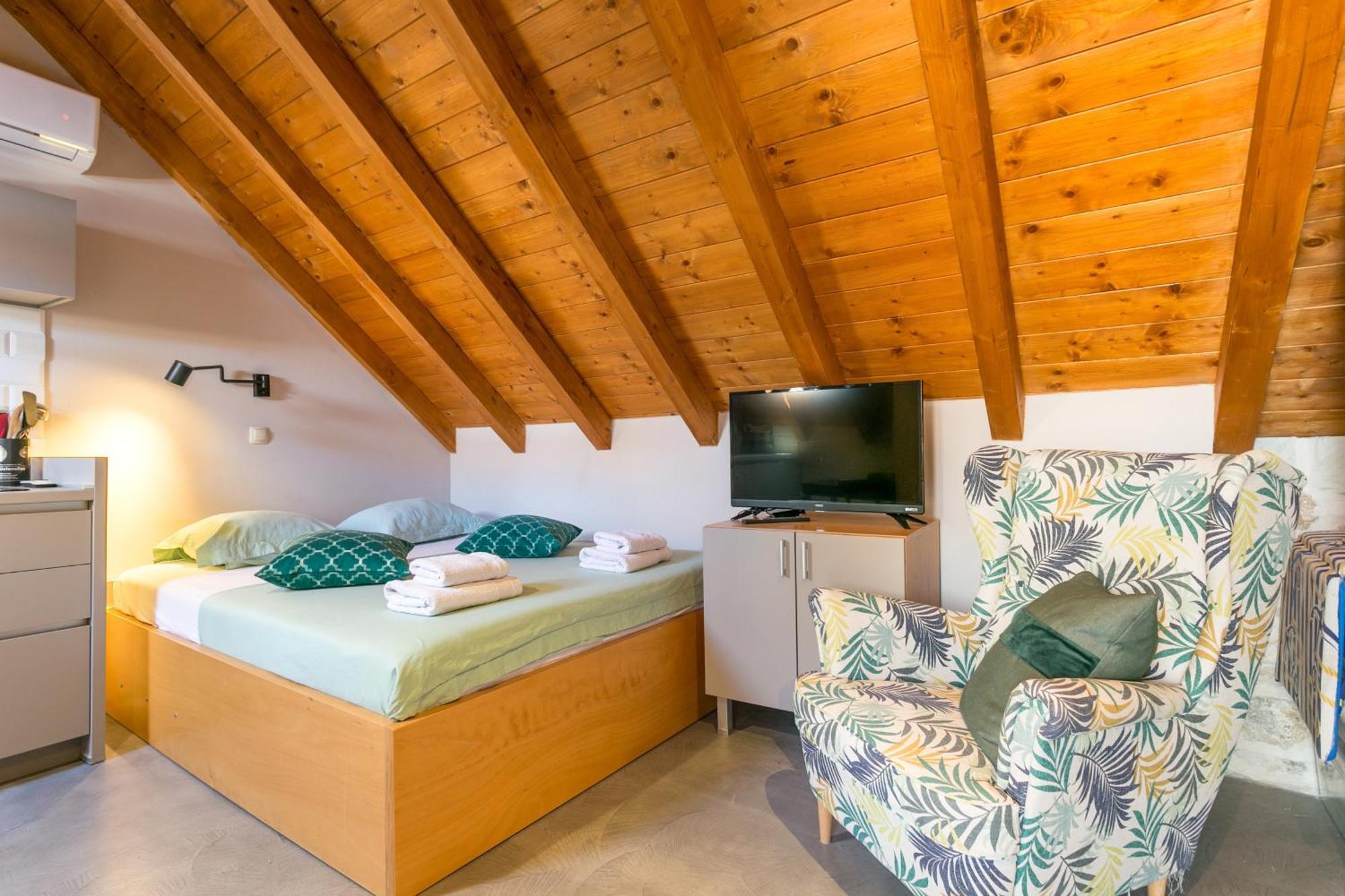 By The Sea Kastel Stari, - 21199 Apartment Kastela