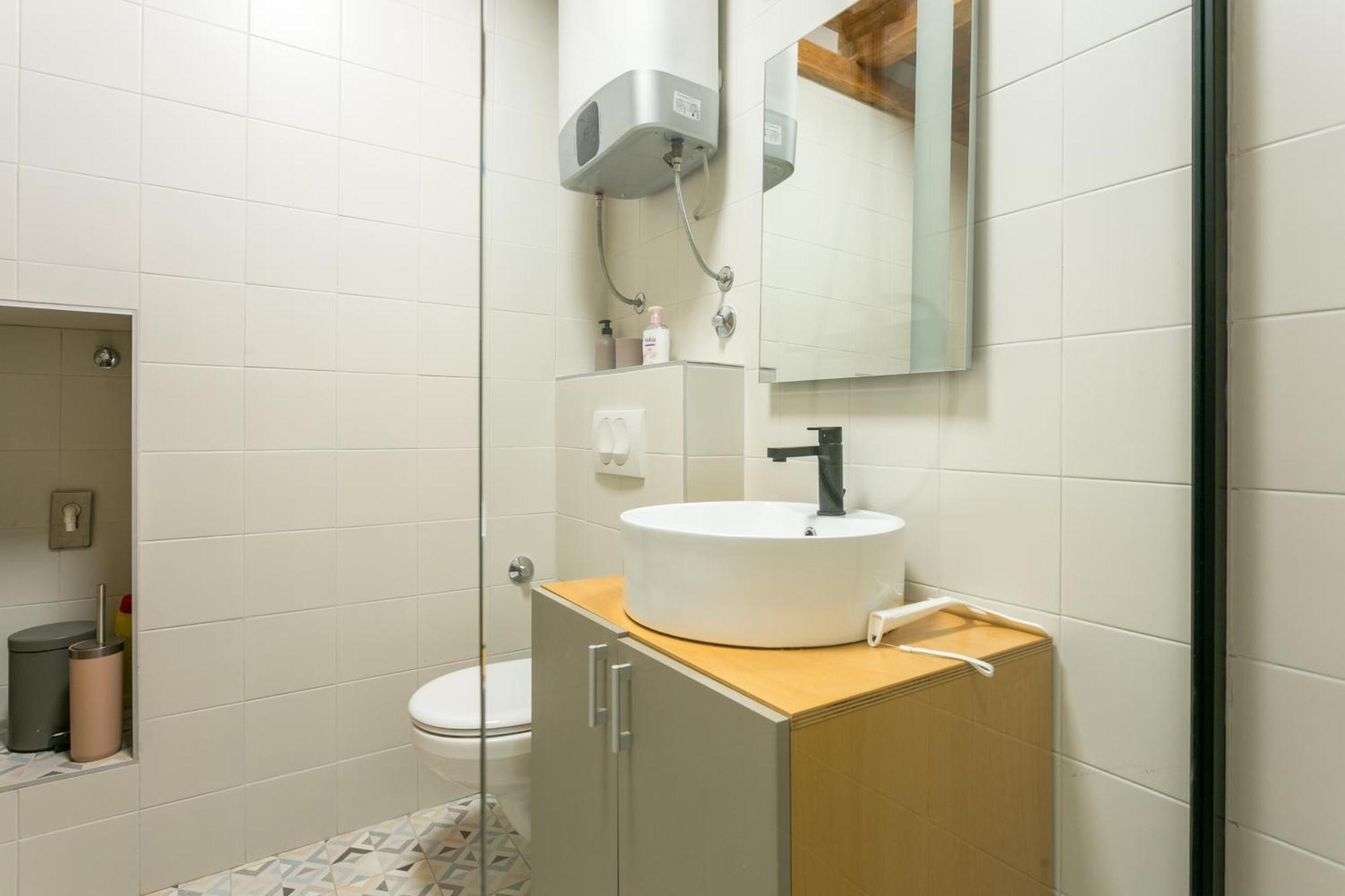 Apartment By The Sea Kastel Stari, - 21199 *